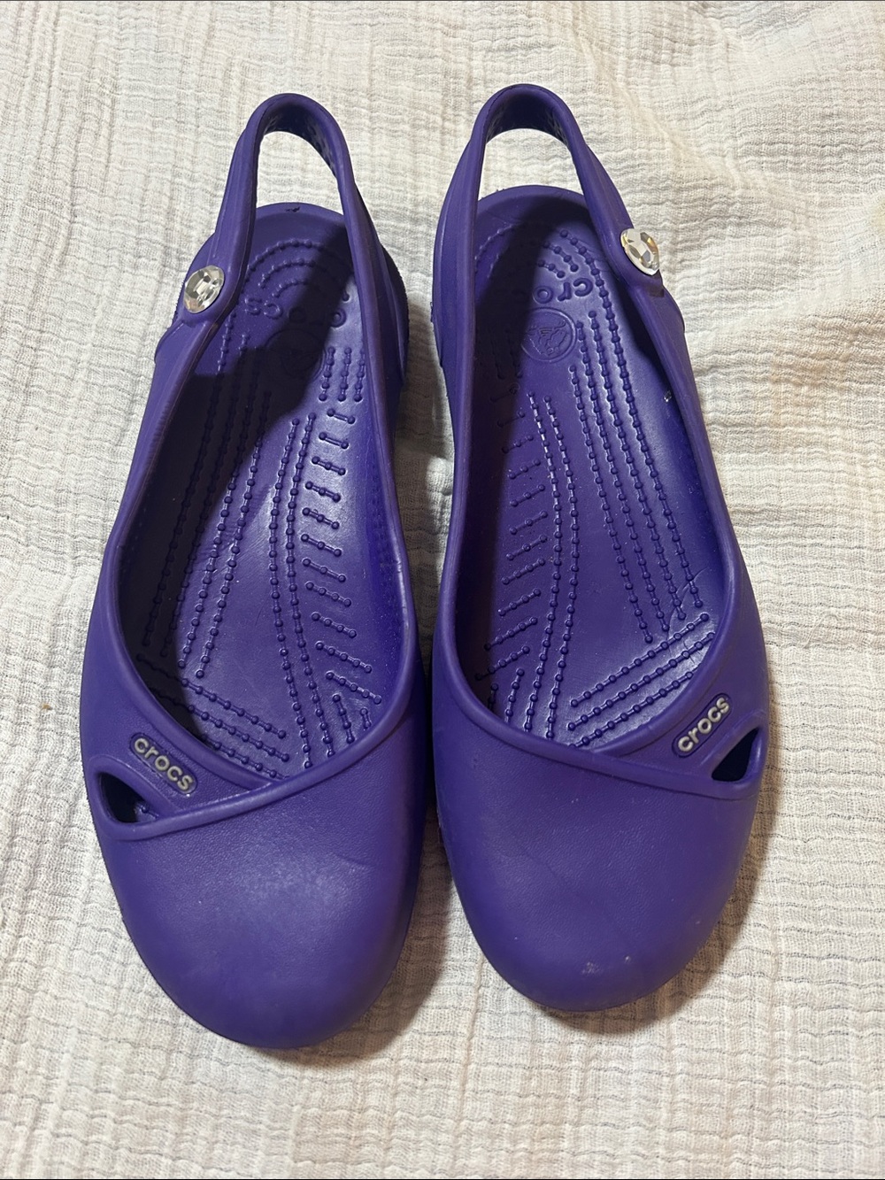 CROCS Olivia Women's Purple Slingback Flats with jewel detail. Size 6
